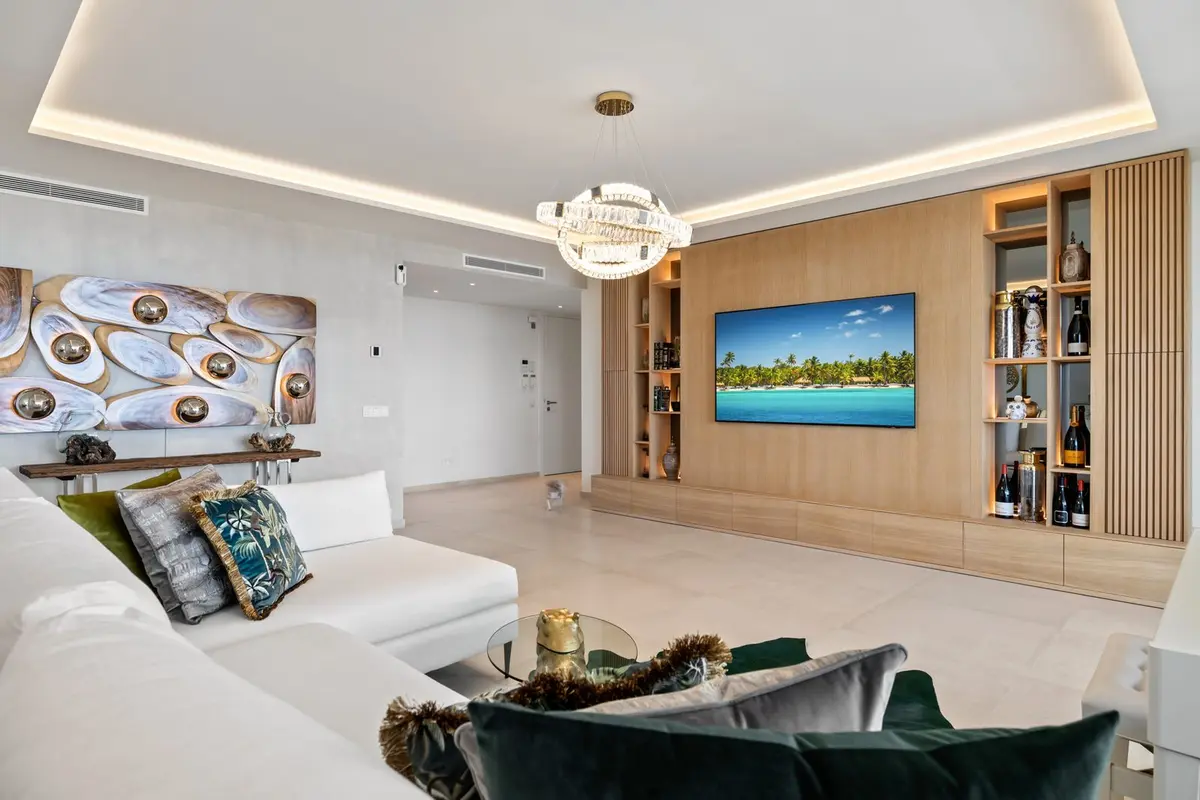 Middle Floor Apartment in Nueva Andalucía
