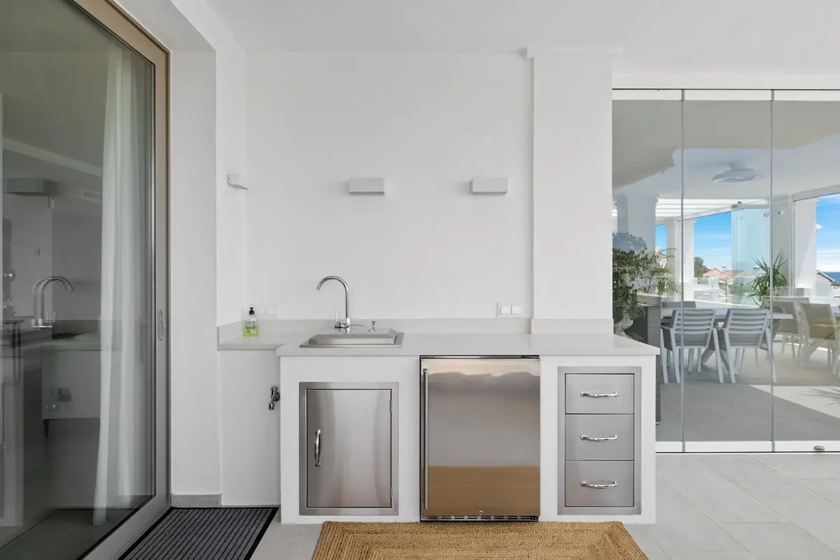 Middle Floor Apartment in Nueva Andalucía