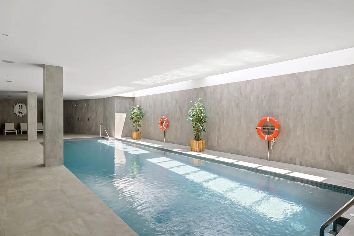 Middle Floor Apartment in Nueva Andalucía