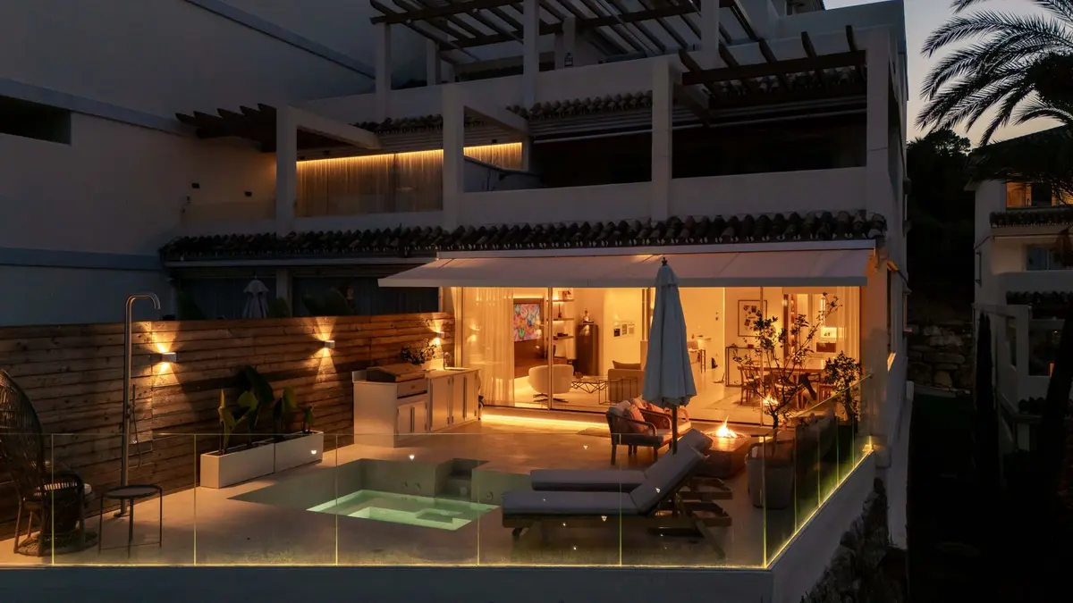 Middle Floor Apartment in Nueva Andalucía