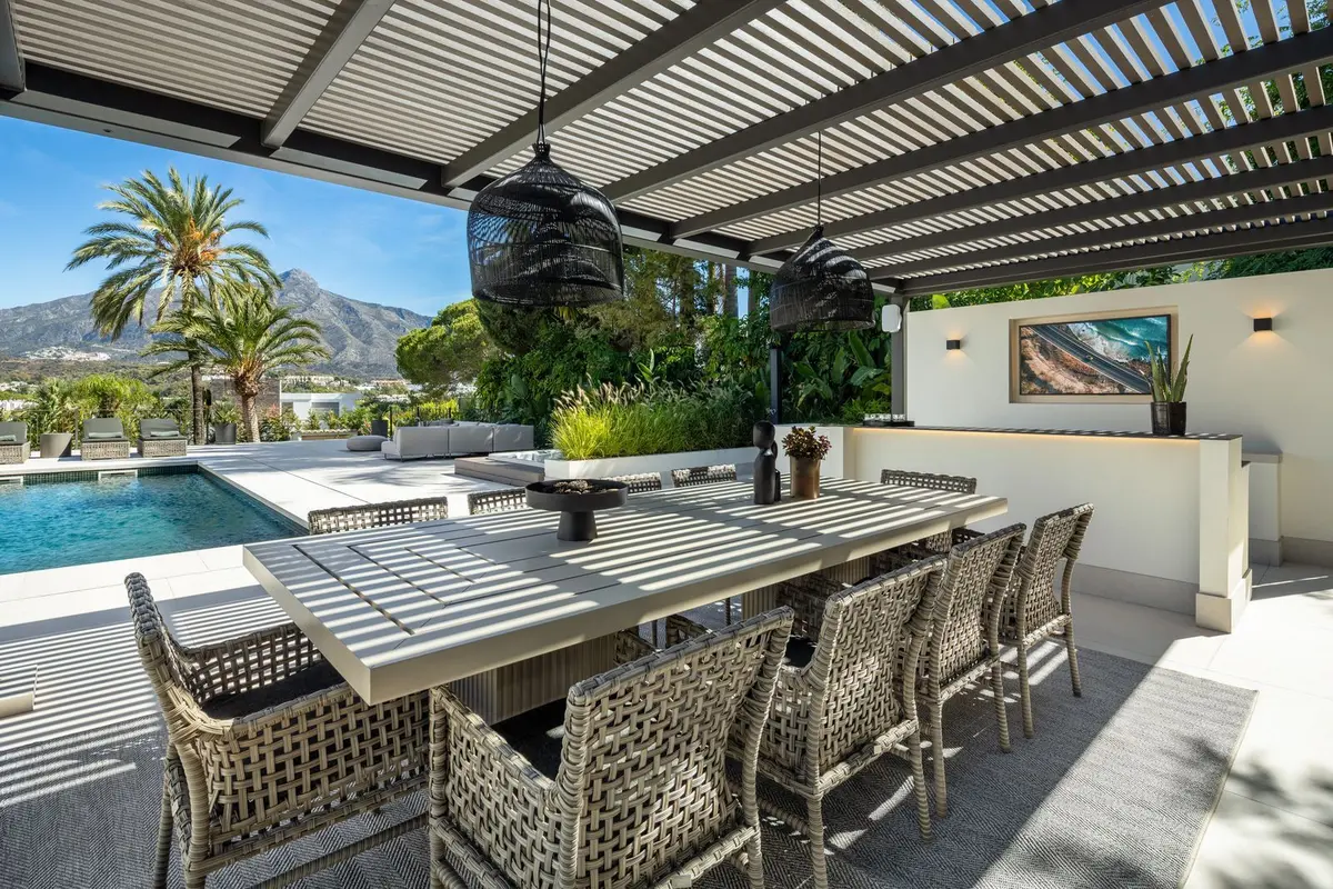 Detached Villa in Nueva Andalucía