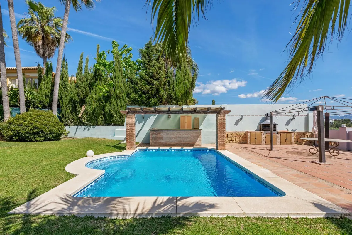 Detached Villa in Estepona