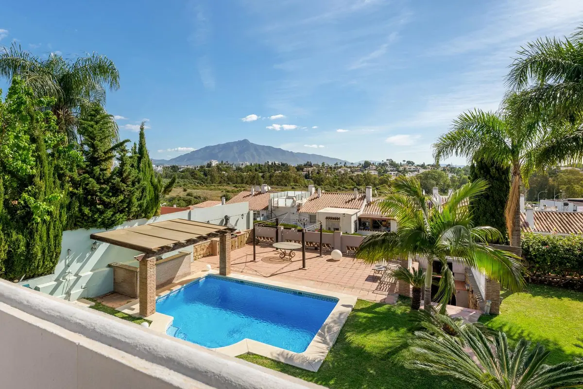 Detached Villa in Estepona