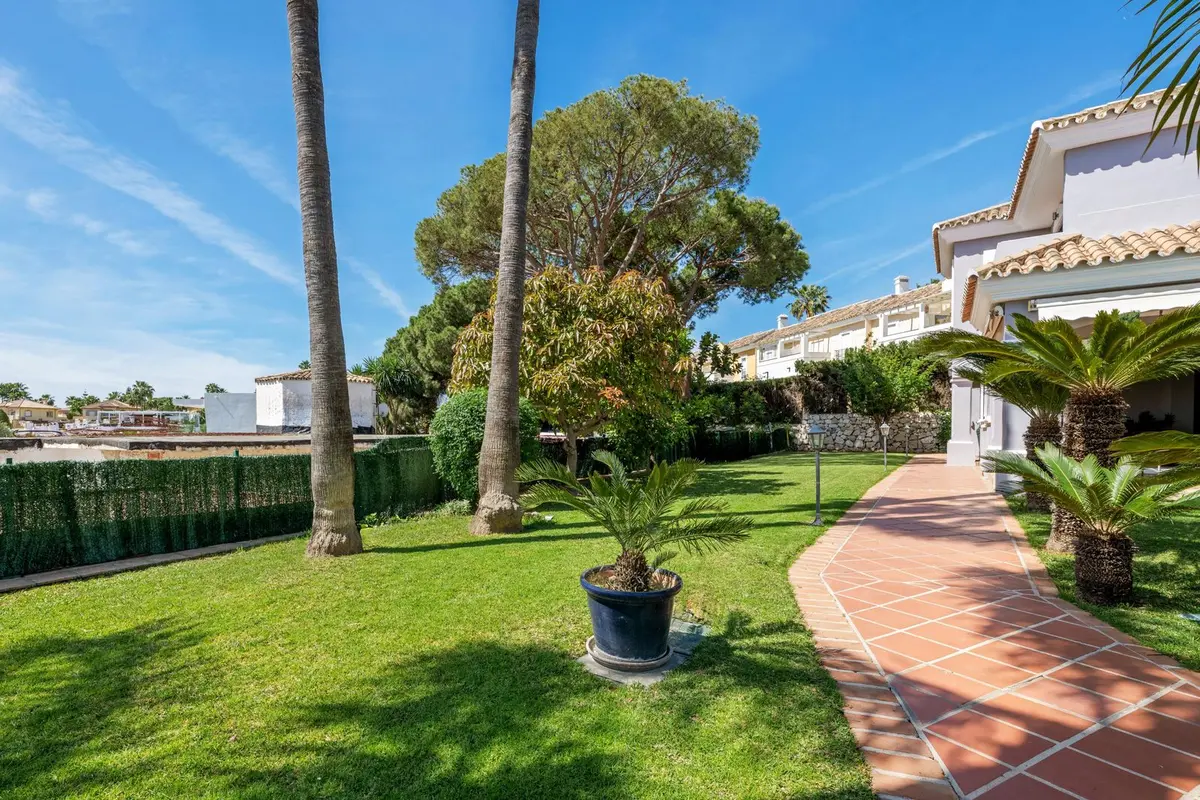 Detached Villa in Estepona