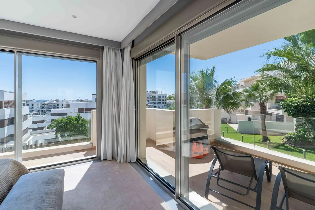 Top Floor Apartment in Estepona