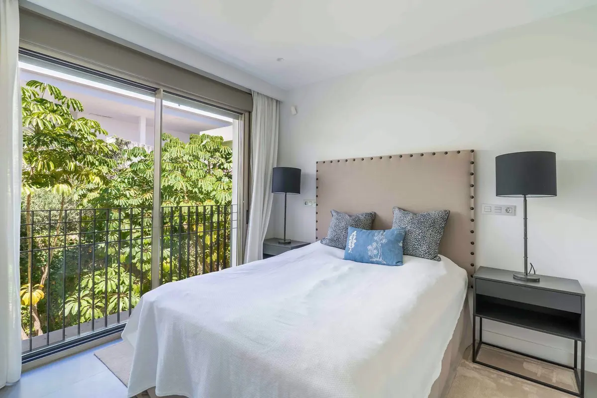 Top Floor Apartment in Estepona
