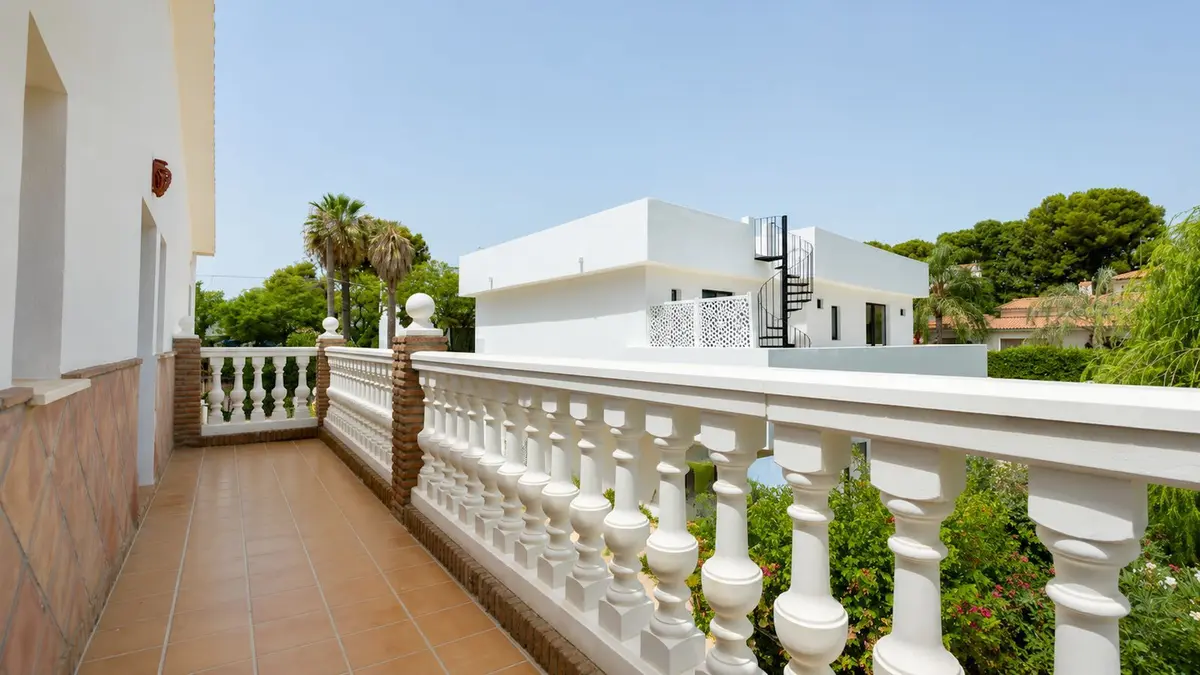 Semi-Detached House in Nueva Andalucía