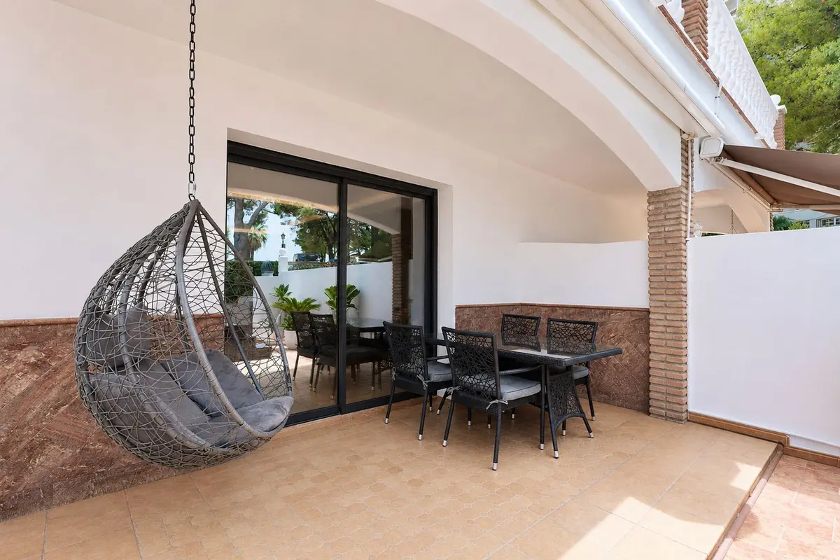 Semi-Detached House in Nueva Andalucía