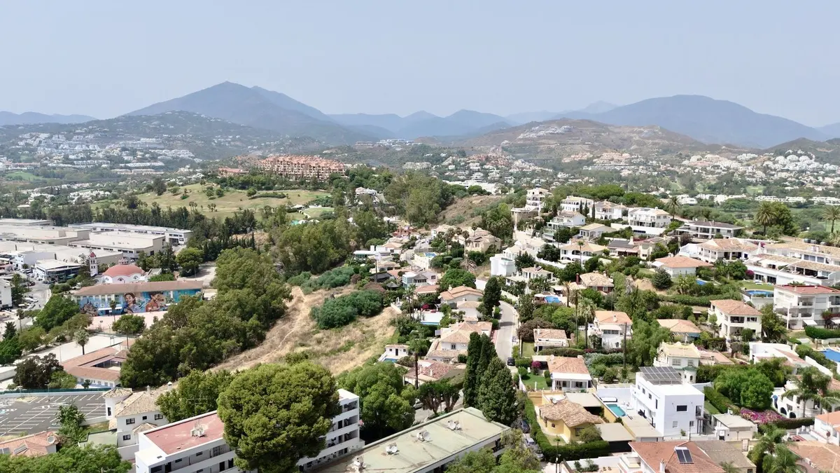 Semi-Detached House in Nueva Andalucía