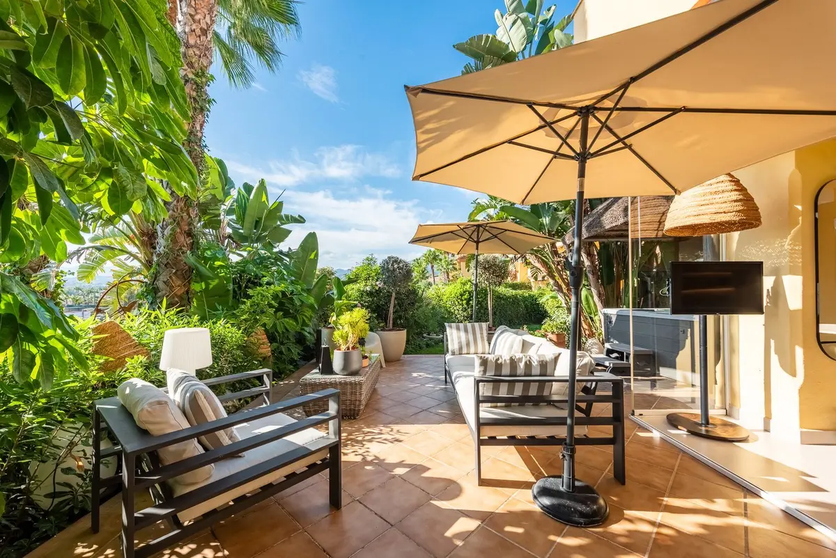 Ground Floor Apartment in Nueva Andalucía