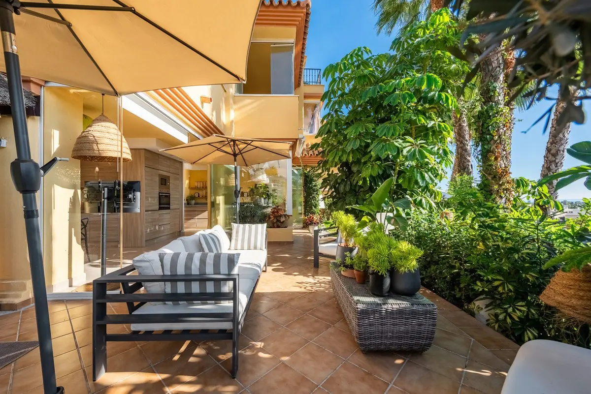 Ground Floor Apartment in Nueva Andalucía