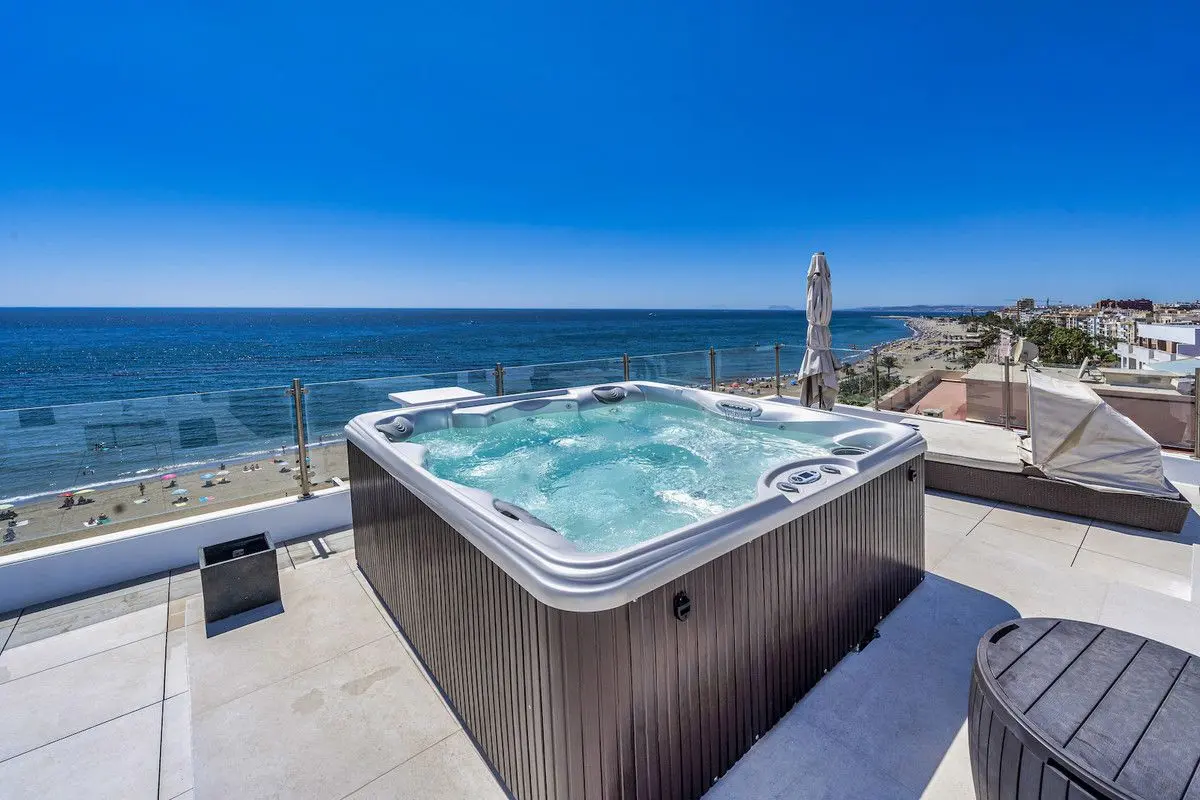 Penthouse in Estepona