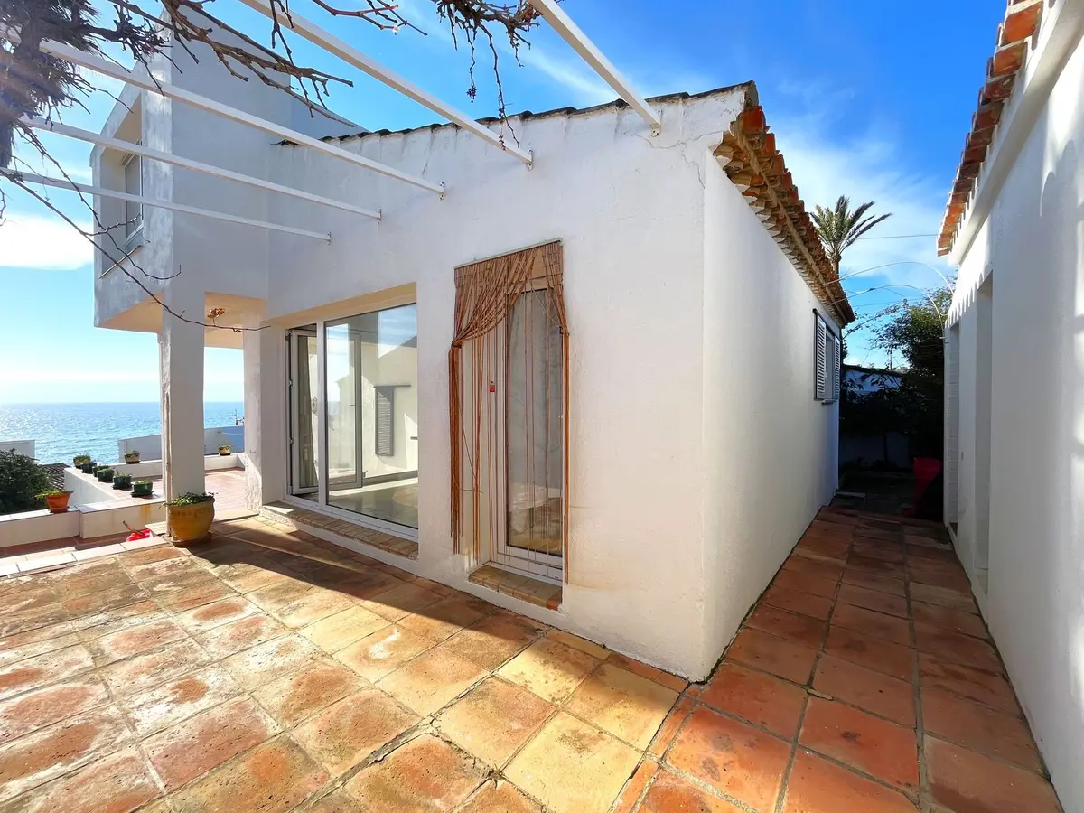 Detached Villa in Estepona