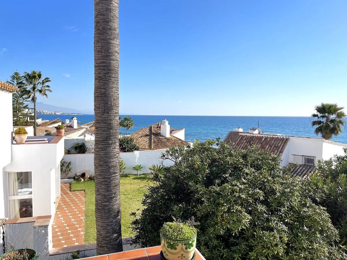 Detached Villa in Estepona