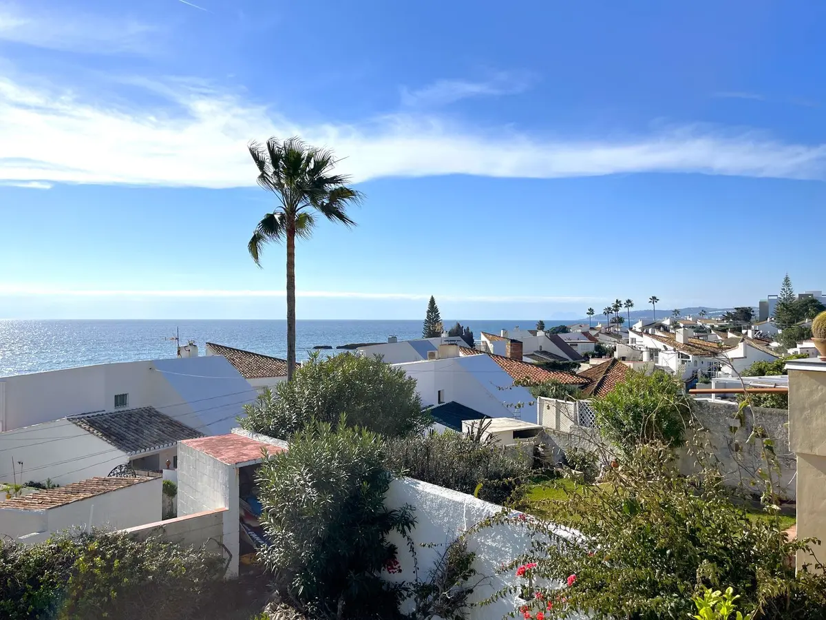 Detached Villa in Estepona