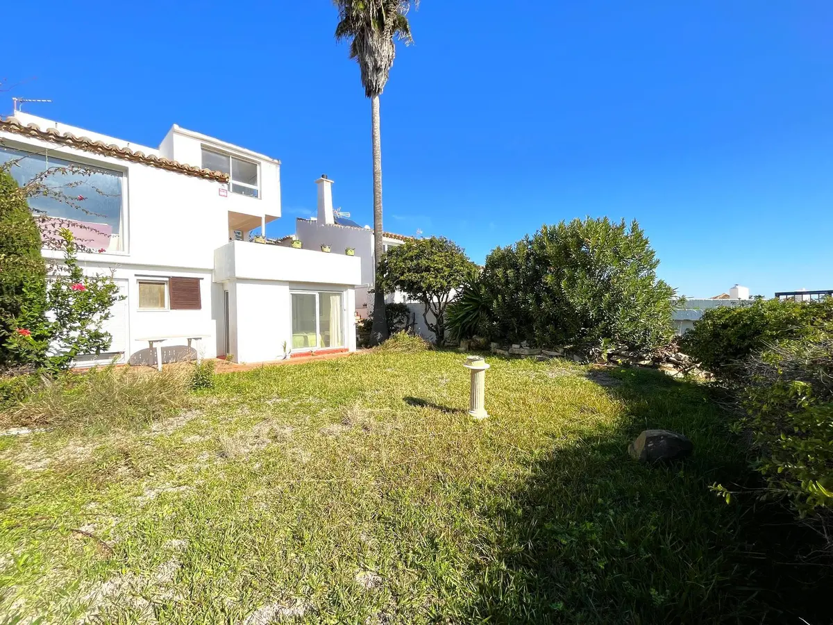 Detached Villa in Estepona