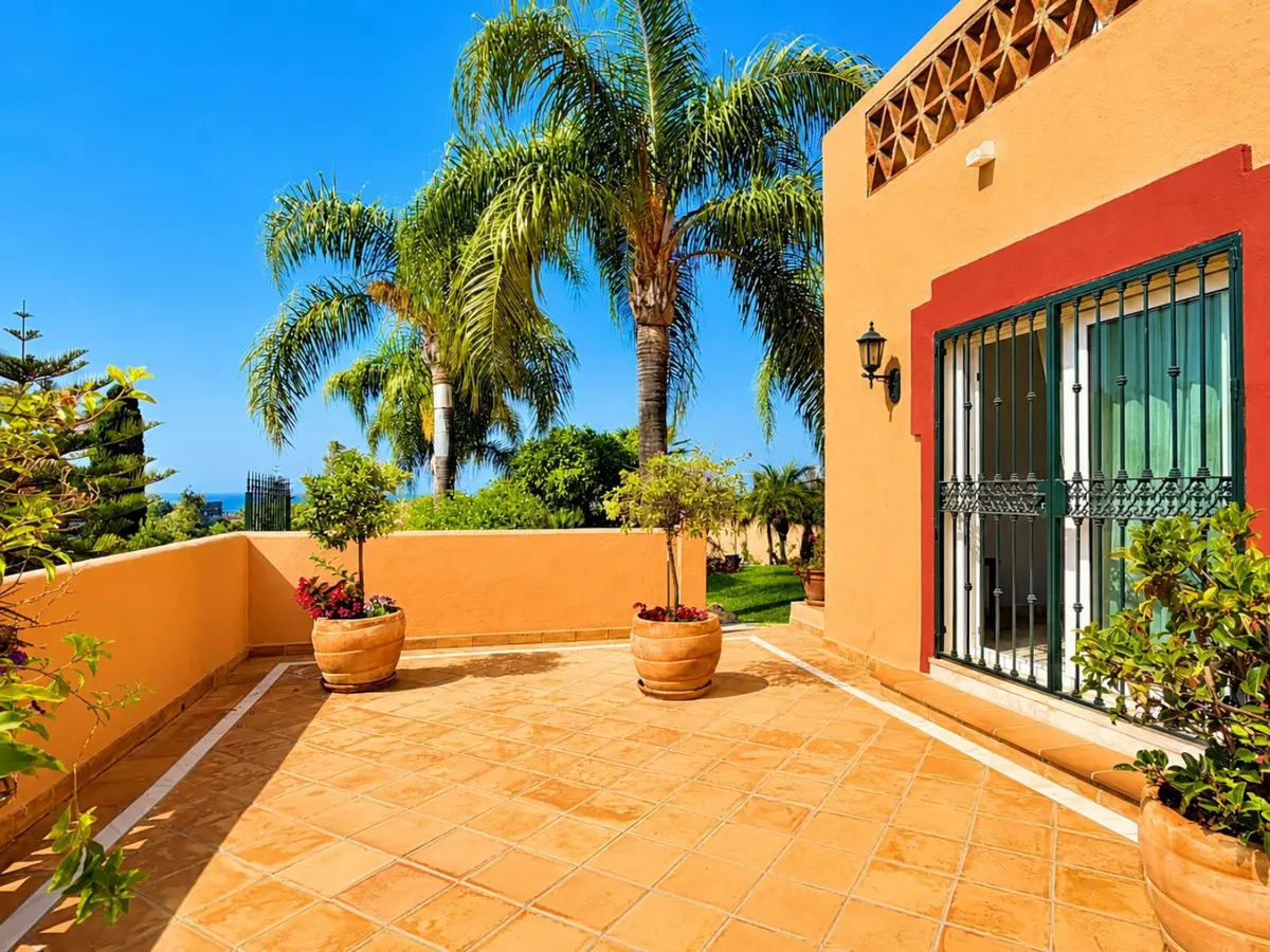 Semi-Detached House in Marbella
