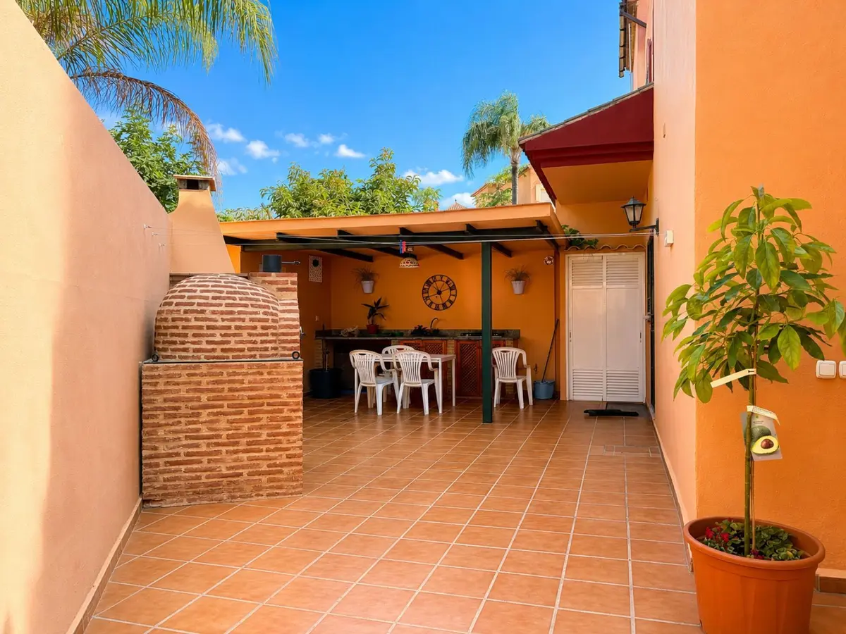 Semi-Detached House in Marbella
