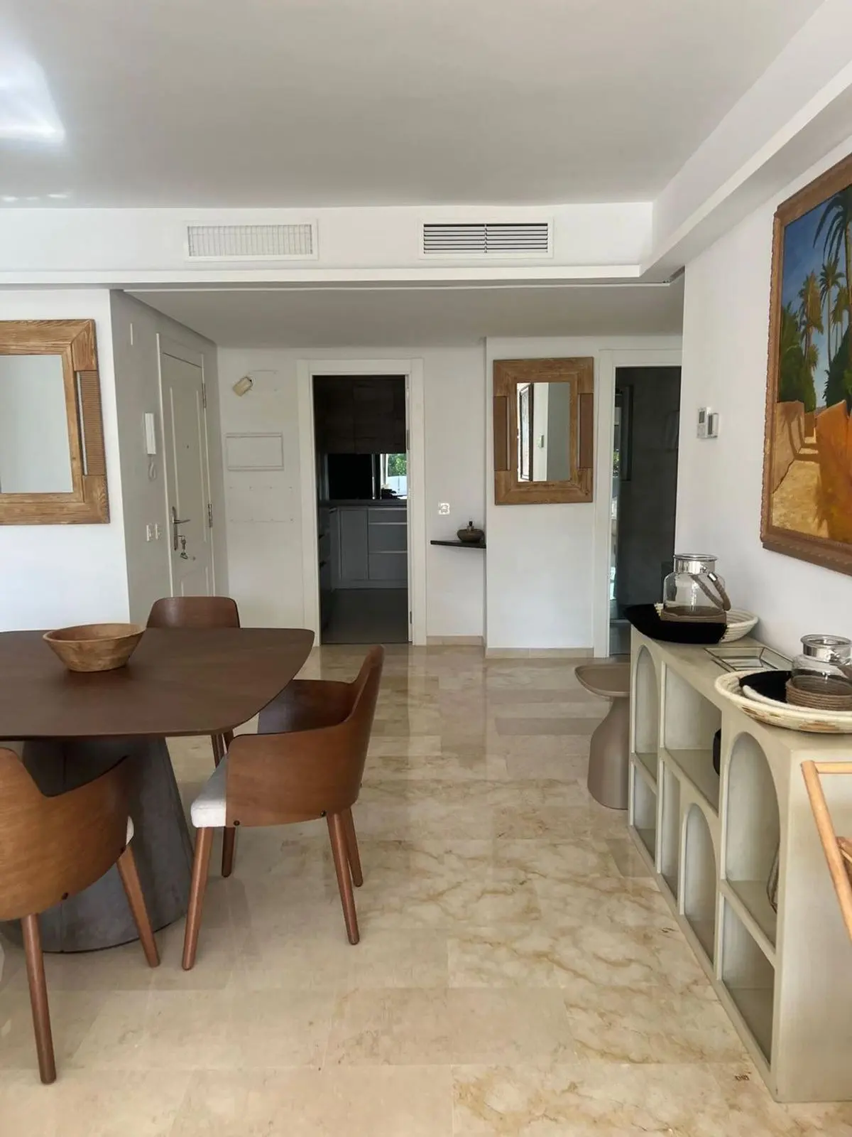 Middle Floor Apartment in Puerto Banús