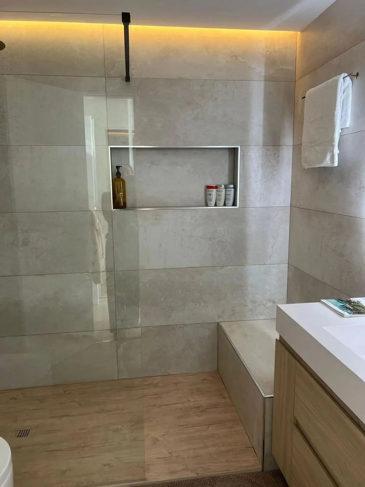 Middle Floor Apartment in Puerto Banús