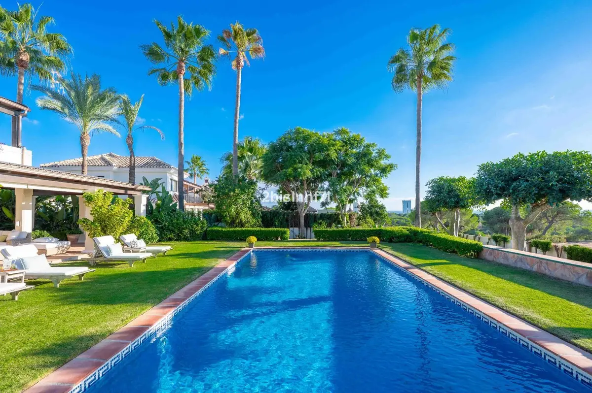 Detached Villa in Elviria