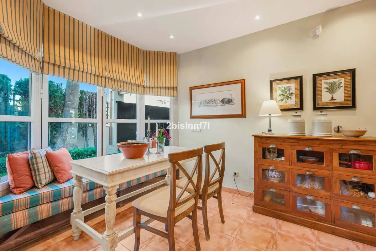 Detached Villa in Elviria