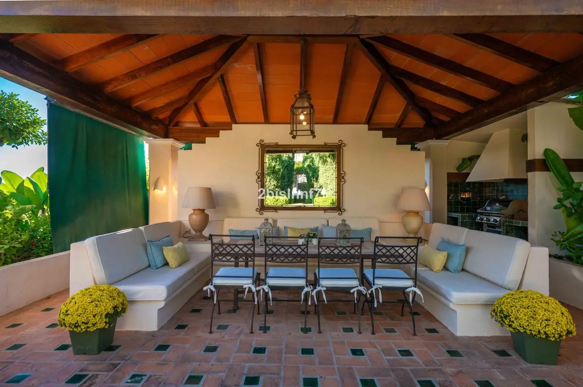 Detached Villa in Elviria