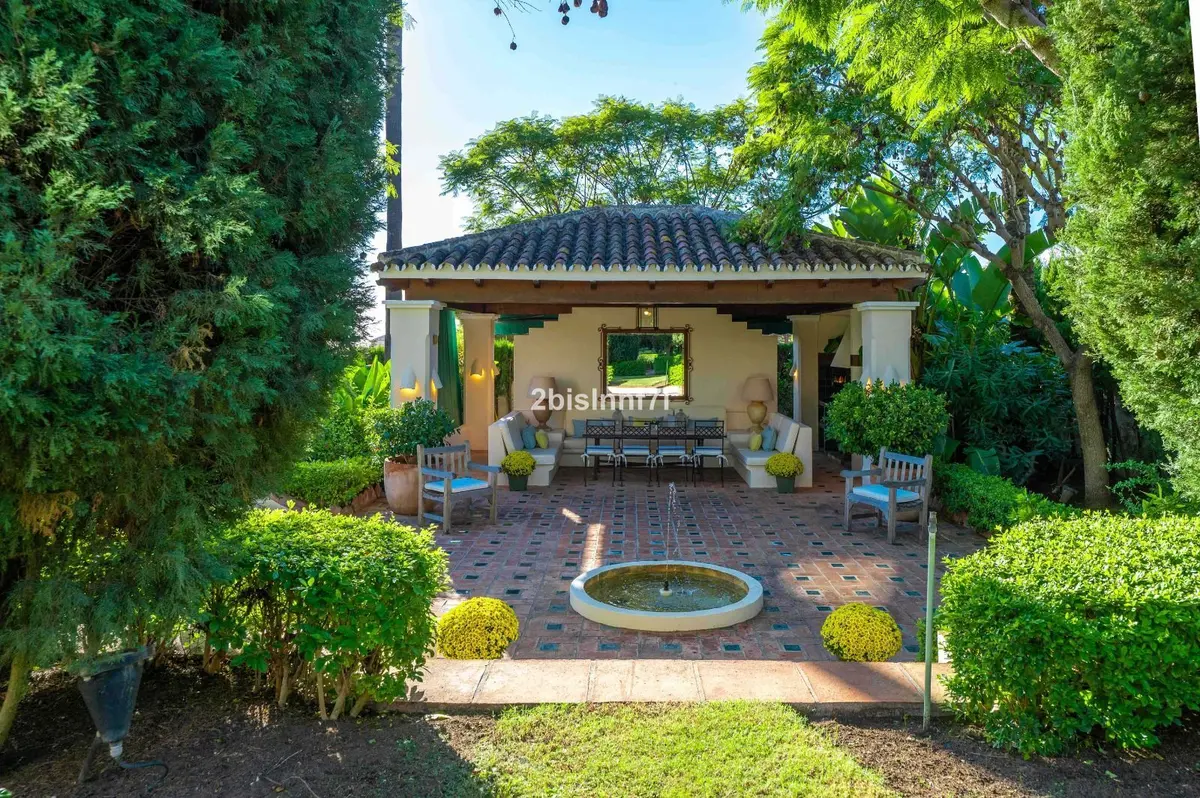 Detached Villa in Elviria