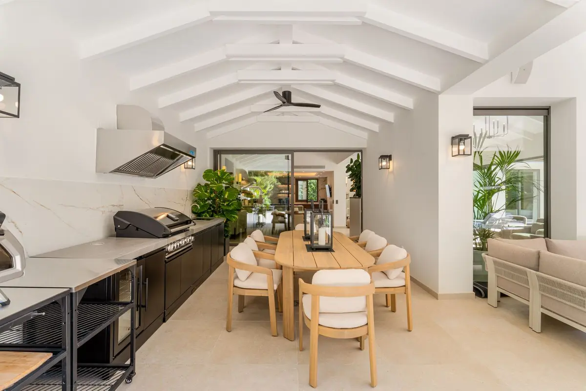 Detached Villa in Nueva Andalucía