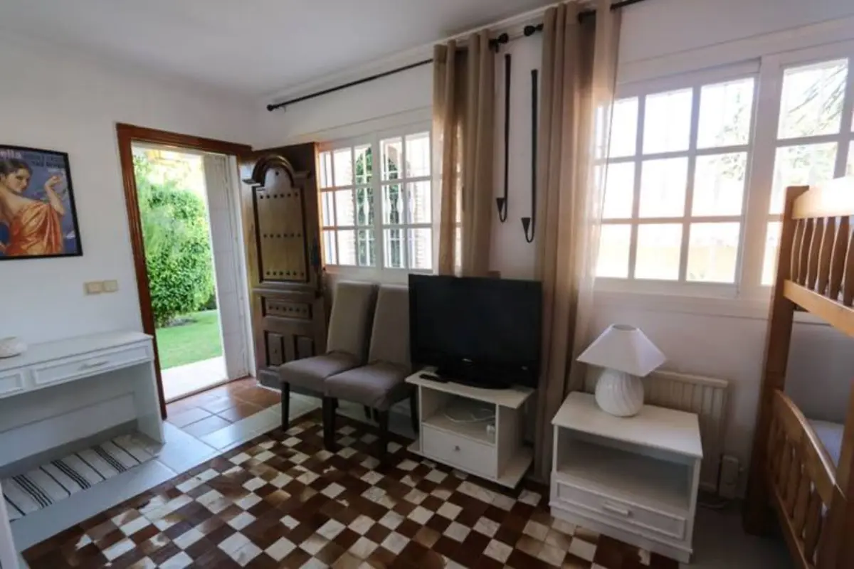 Detached Villa in Nueva Andalucía
