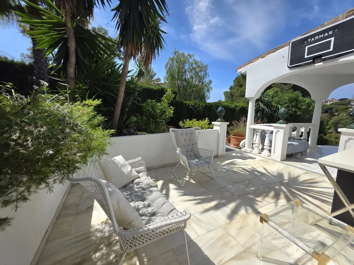 Detached Villa in Elviria