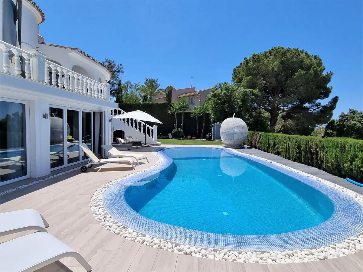 Detached Villa in Elviria