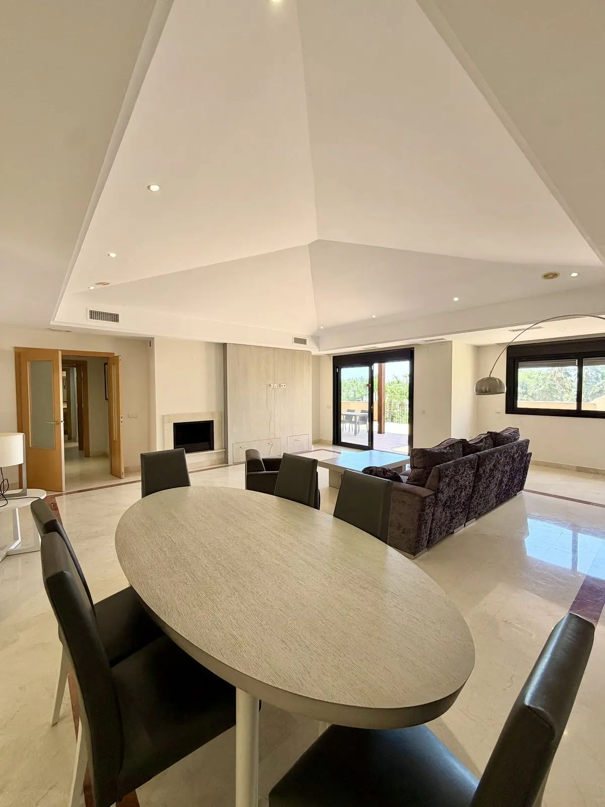 Top Floor Apartment in Puerto Banús
