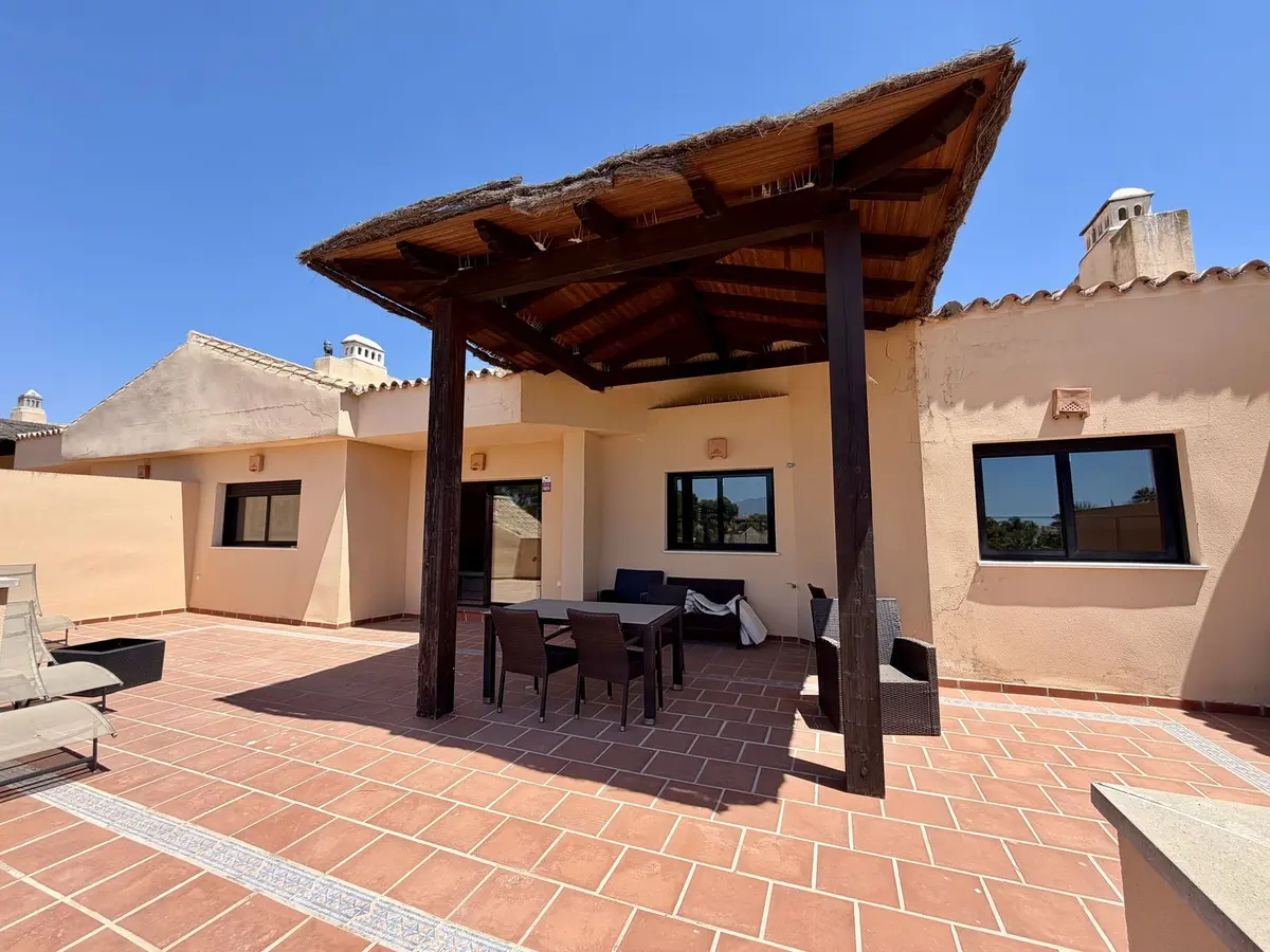 Top Floor Apartment in Puerto Banús