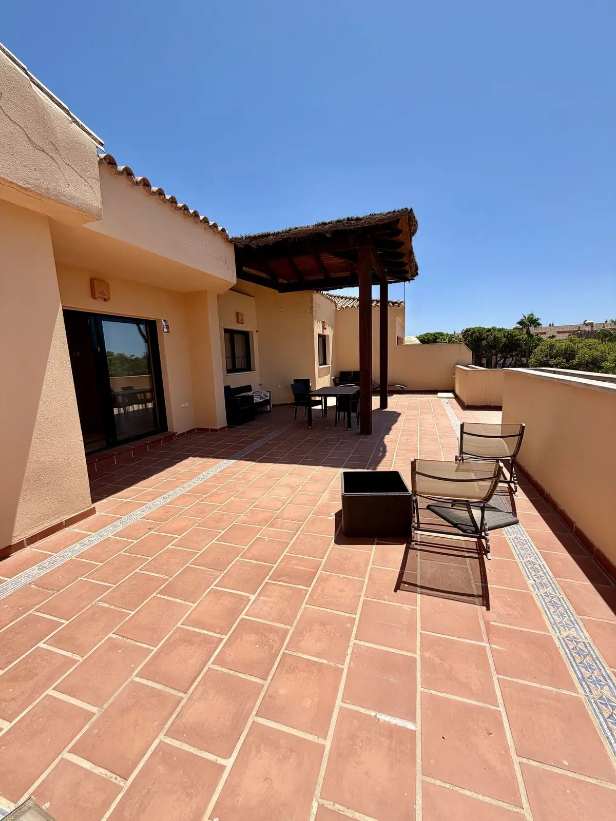 Top Floor Apartment in Puerto Banús