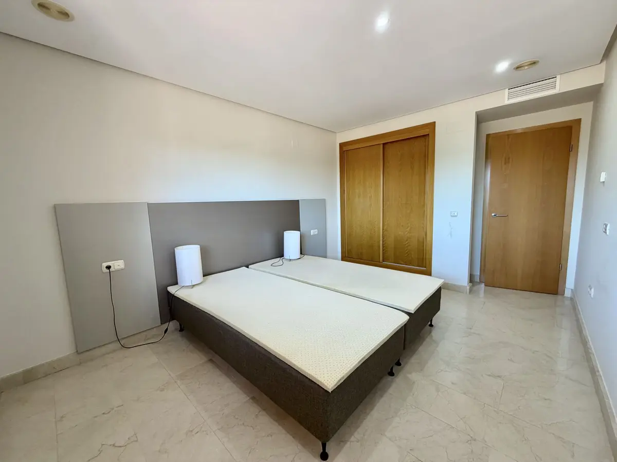 Top Floor Apartment in Puerto Banús