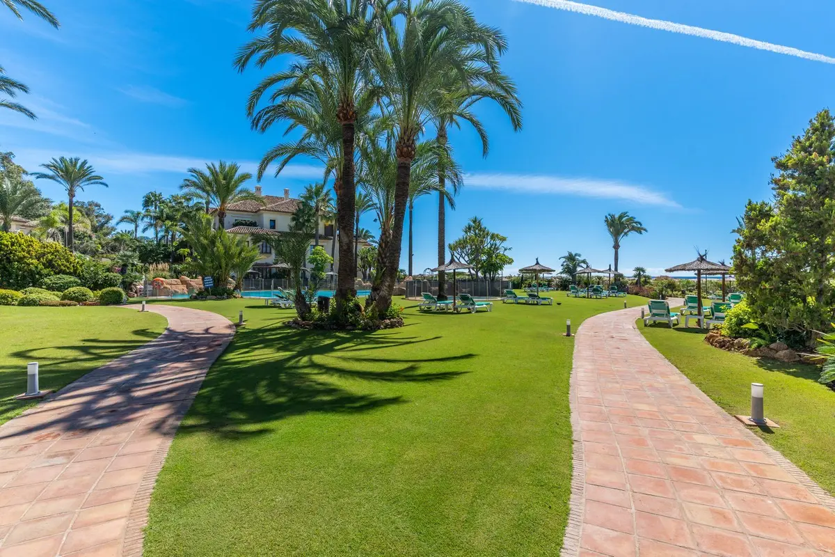 Middle Floor Apartment in Los Monteros