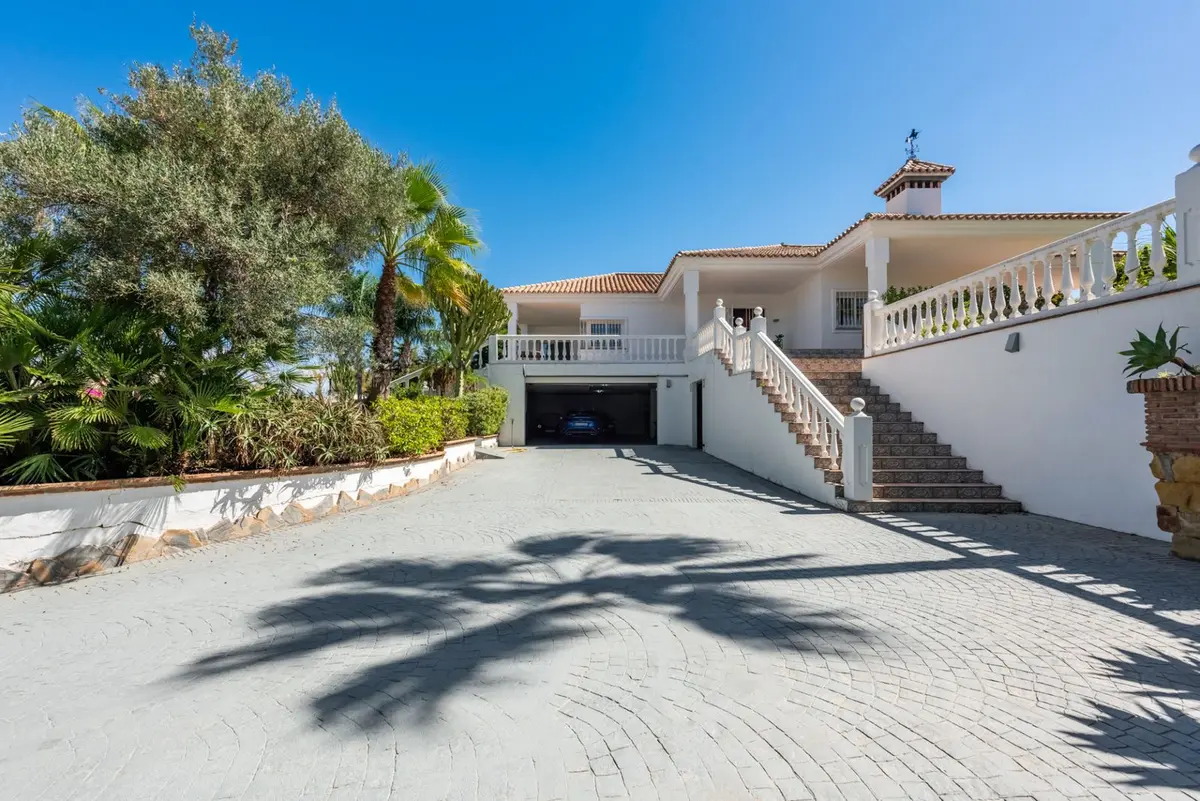 Detached Villa in Atalaya