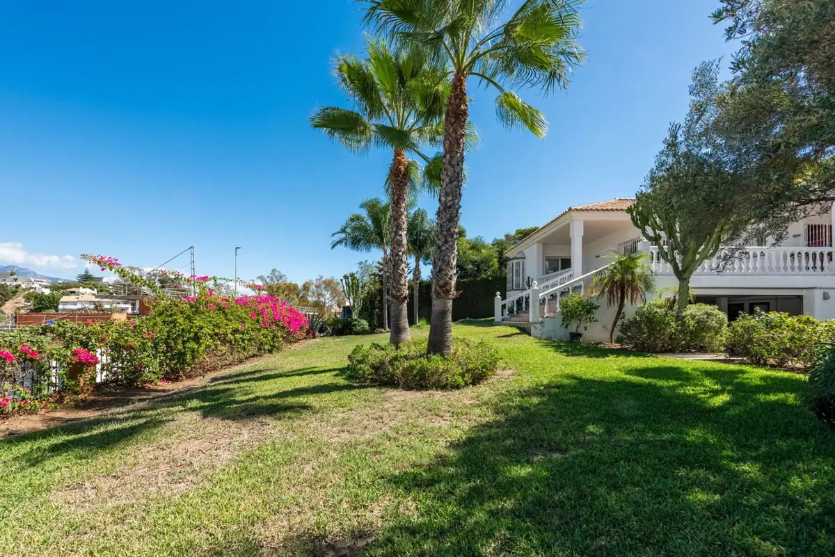 Detached Villa in Atalaya
