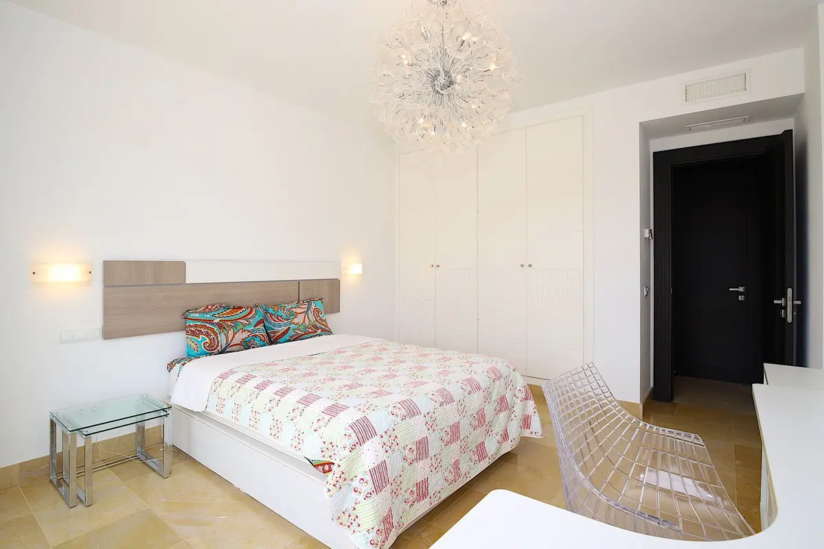 Detached Villa in Nueva Andalucía