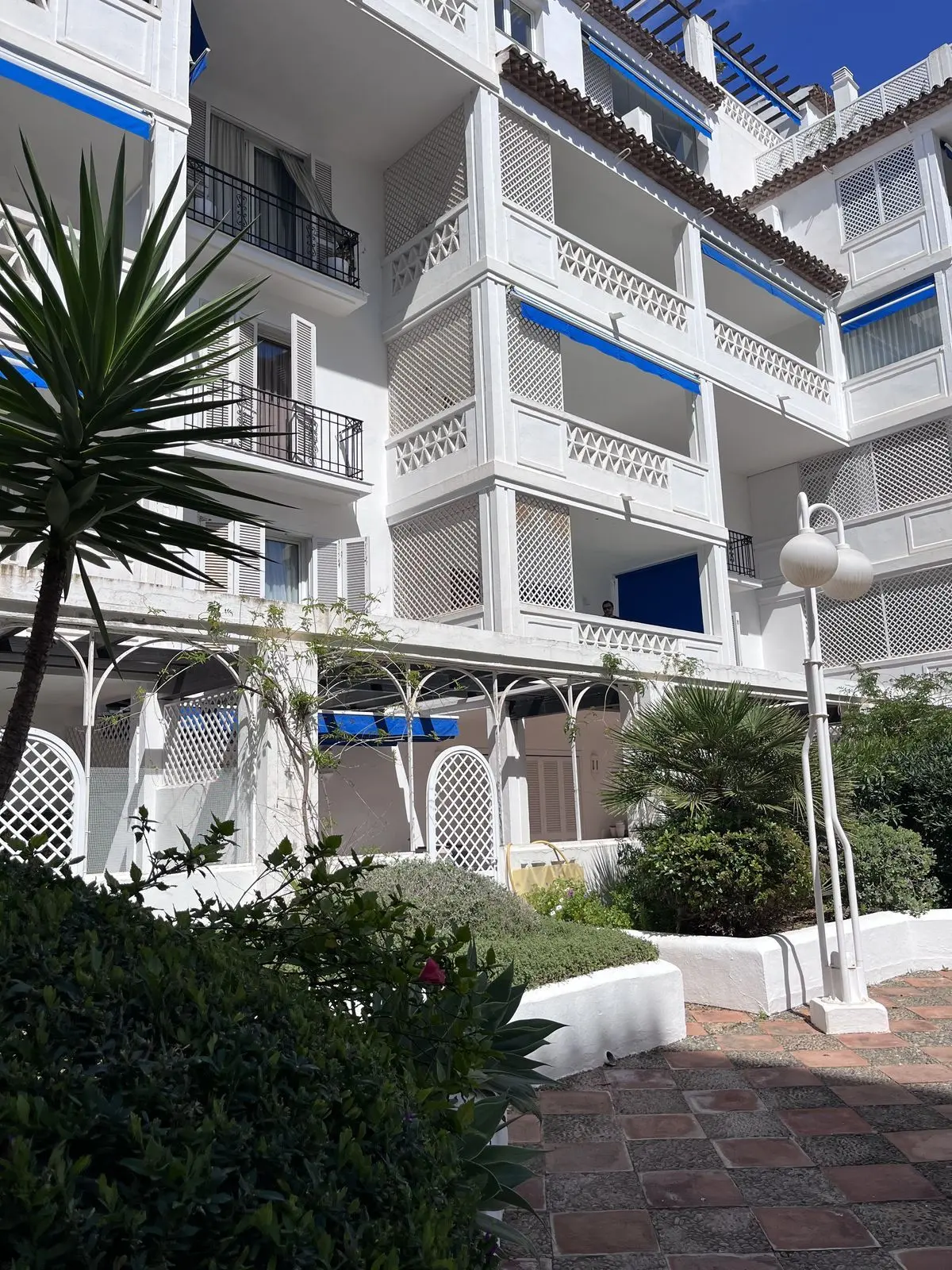 Middle Floor Apartment in Puerto Banús