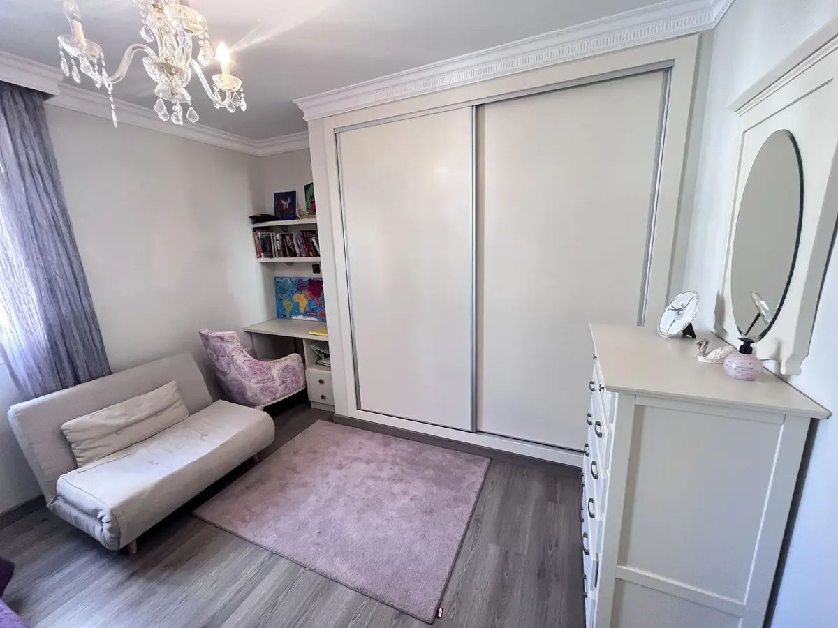 Middle Floor Apartment in Puerto Banús