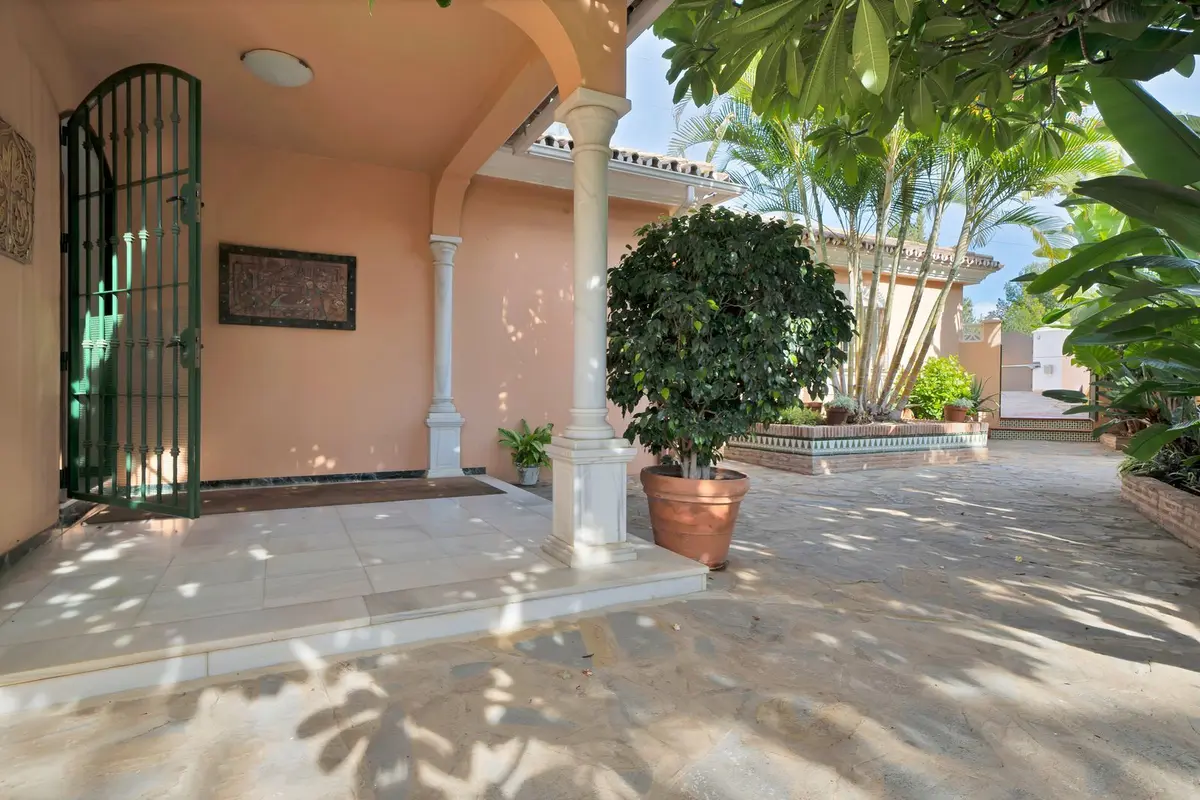 Detached Villa in San Pedro de Alcántara