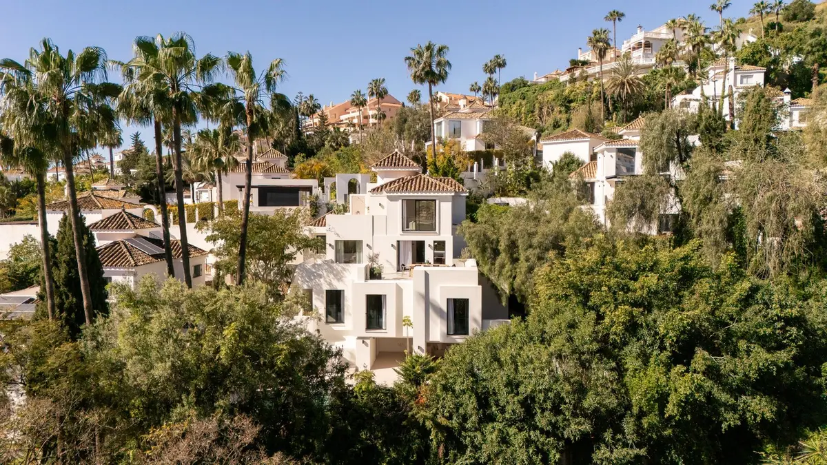 Detached Villa in Nueva Andalucía
