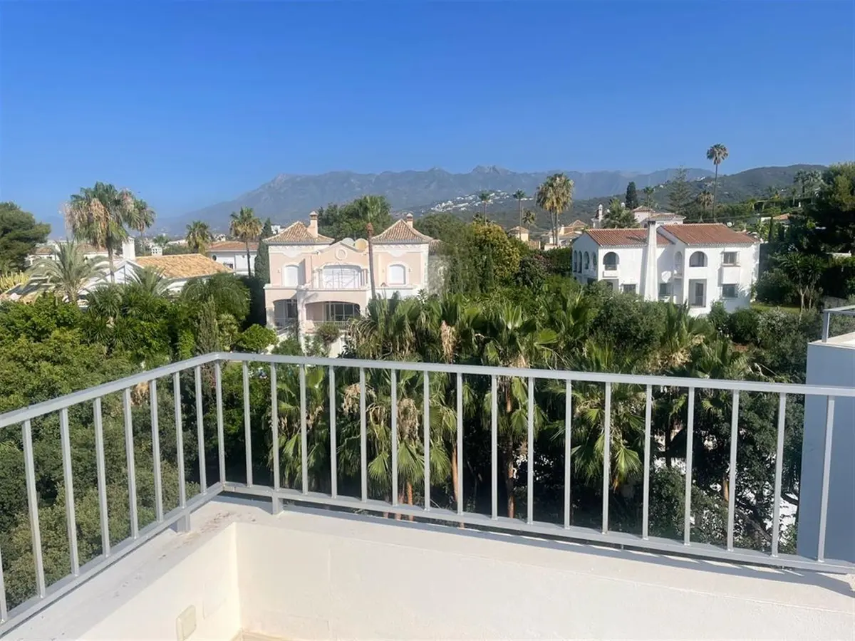 Detached Villa in El Rosario