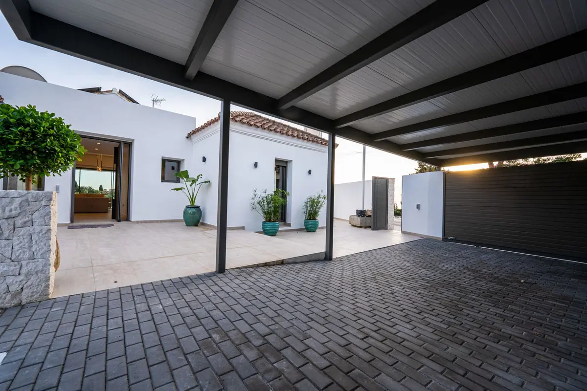 Detached Villa in El Rosario