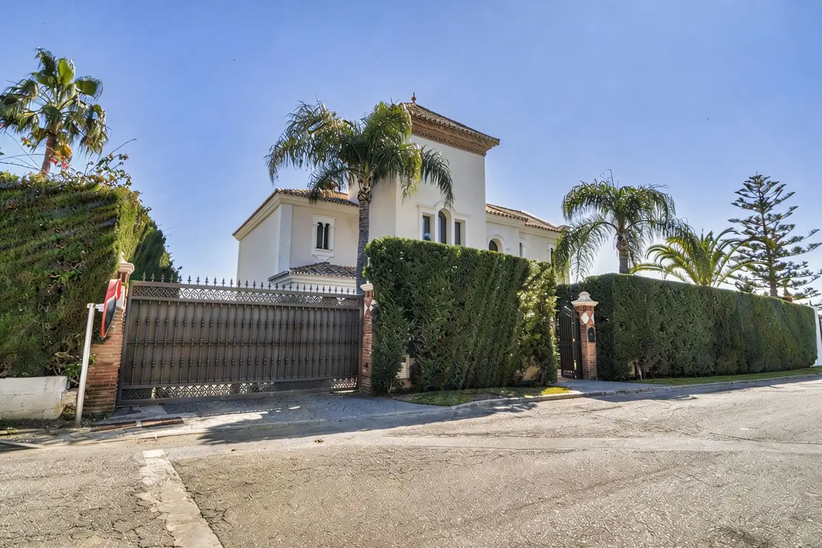 Detached Villa in Estepona