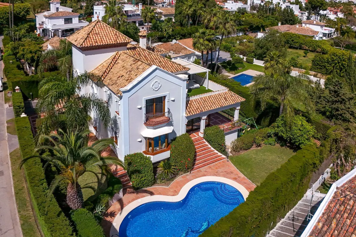 Detached Villa in Estepona