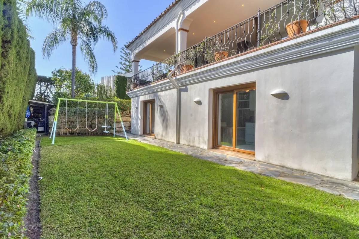 Detached Villa in Estepona