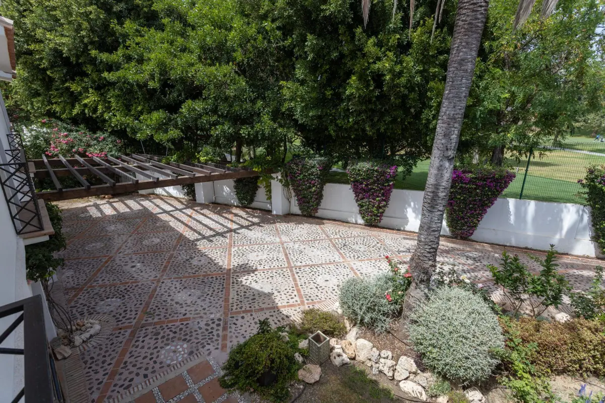 Detached Villa in Guadalmina Baja